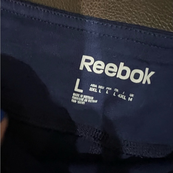Set of 6 leggings! Some NWT! Reebok and Under Armour! 🇺🇸 are very cute! - Picture 10 of 14